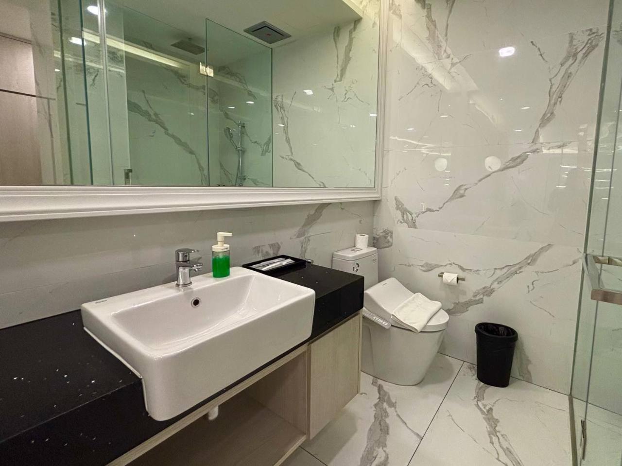 Societe By Bamboo Hospitality Aparthotel Kuala Lumpur Exteriör bild