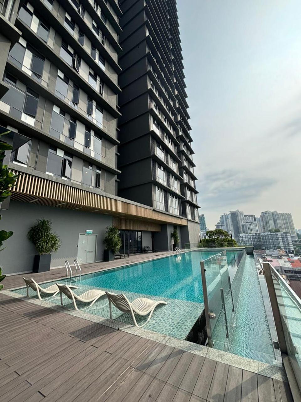 Societe By Bamboo Hospitality Aparthotel Kuala Lumpur Exteriör bild
