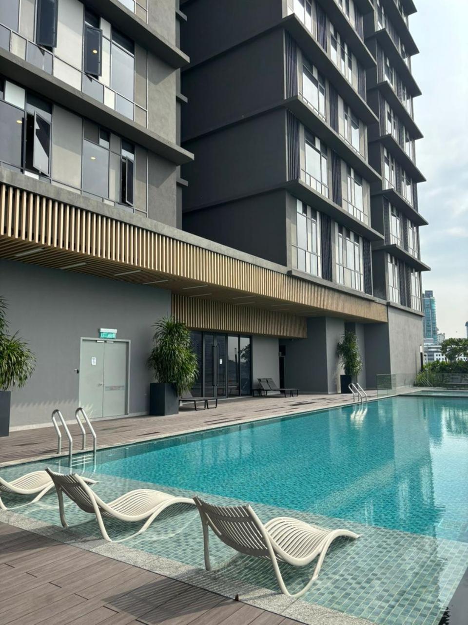 Societe By Bamboo Hospitality Aparthotel Kuala Lumpur Exteriör bild